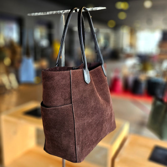 SMALL SLOUCHY POCKET TOTE SPARROW SUEDE