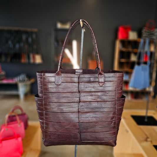 SMALL SLOUCHY POCKET TOTE CHOCOLATE EEL