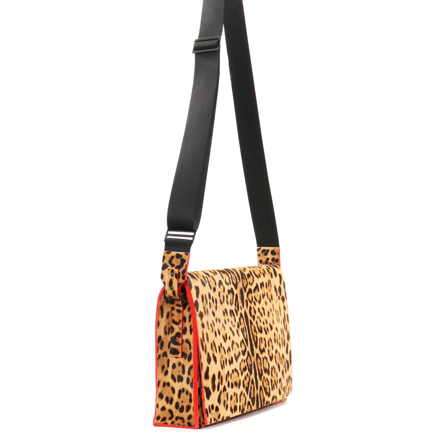 BM.AC MESSENGER LEOPARD HAIR ON CALF