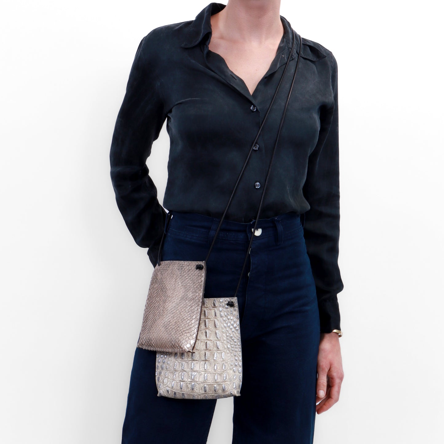 CELL POUCH DENIM EMBOSSED CROC