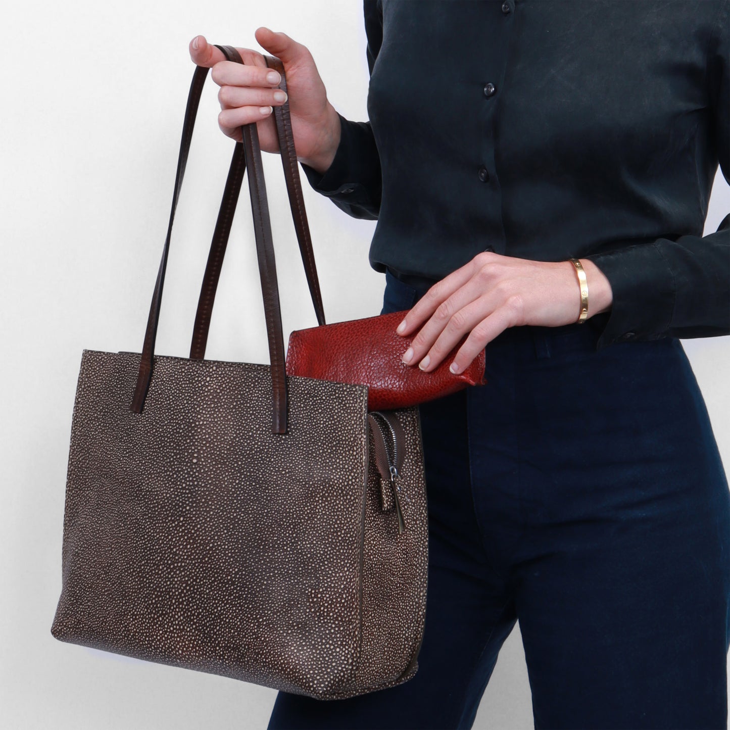 STRAPPY DAY BAG VINTAGE SANGRIA EMBOSSED JUMBO GATOR