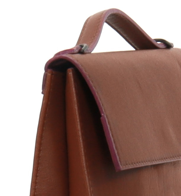 TOP HANDLE CLUTCH SADDLE ITALIAN LAMB