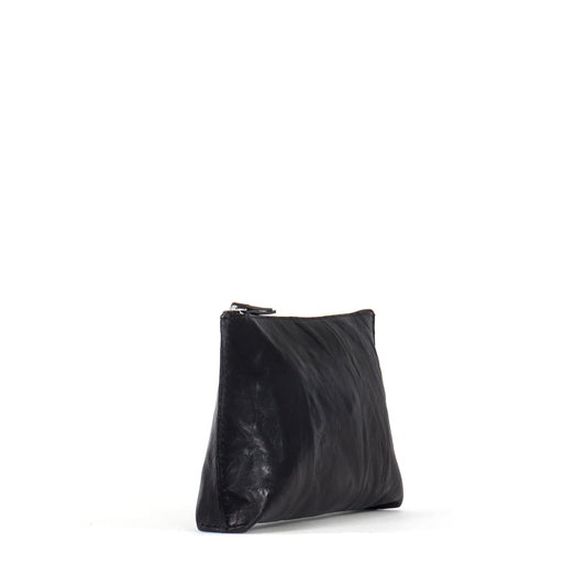 ESSENTIAL POUCH BLACK RUMPLED SHEEPSKIN