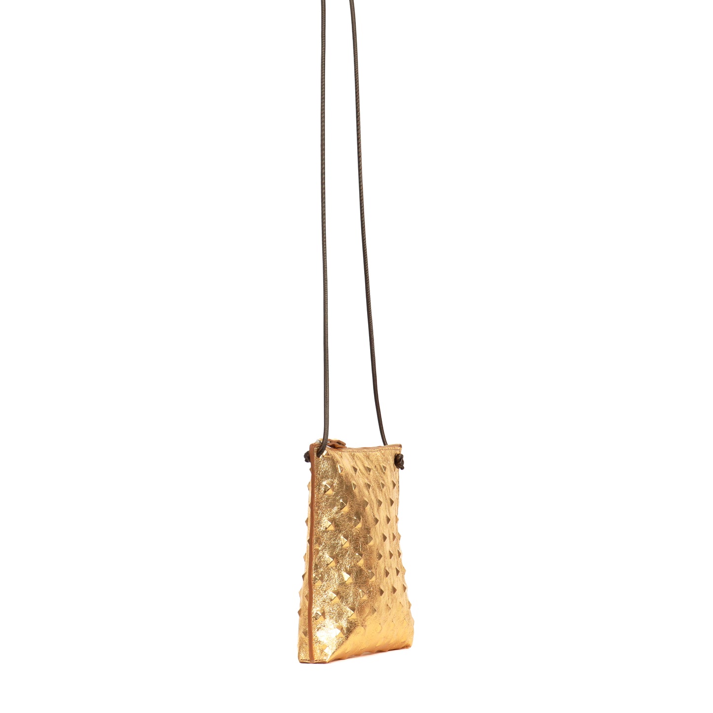 STRAPPY POUCH GOLD STUD