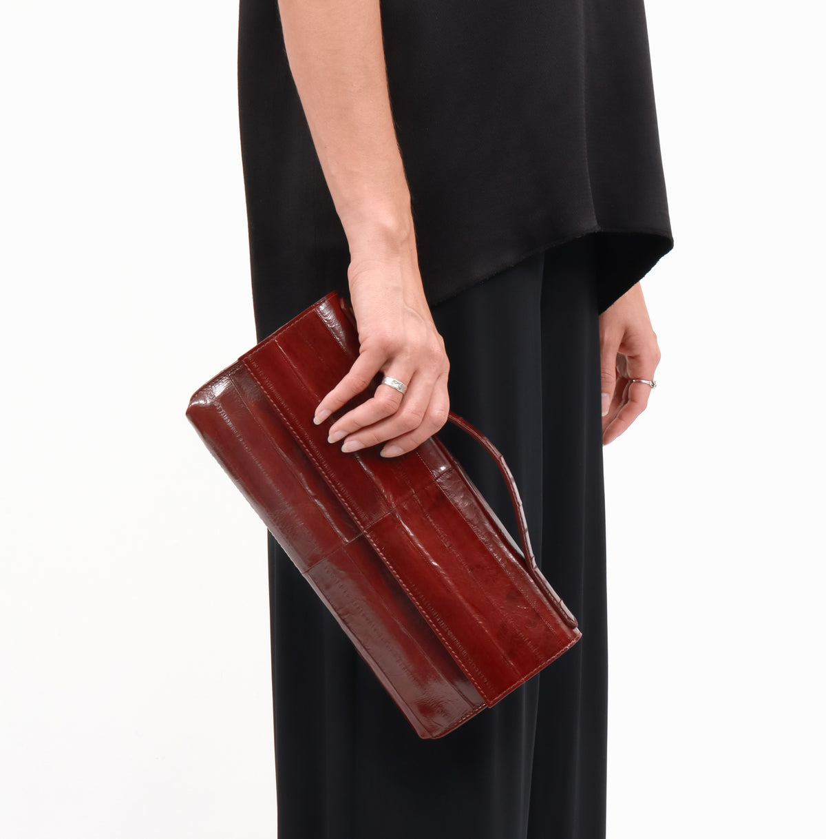 TOP HANDLE CLUTCH DENIM SHAGREEN
