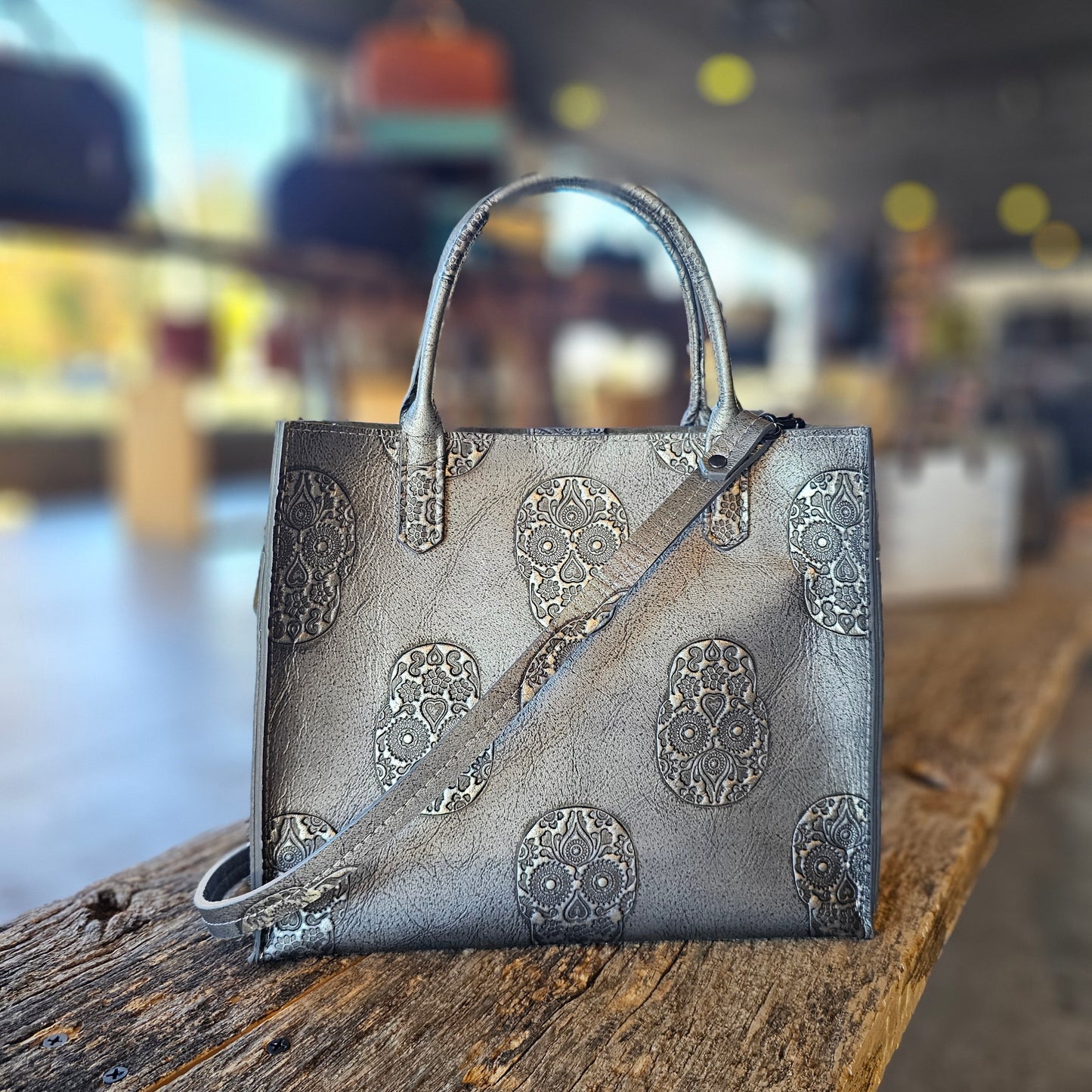 MINI HARBOR TOTE PEWTER SKULL