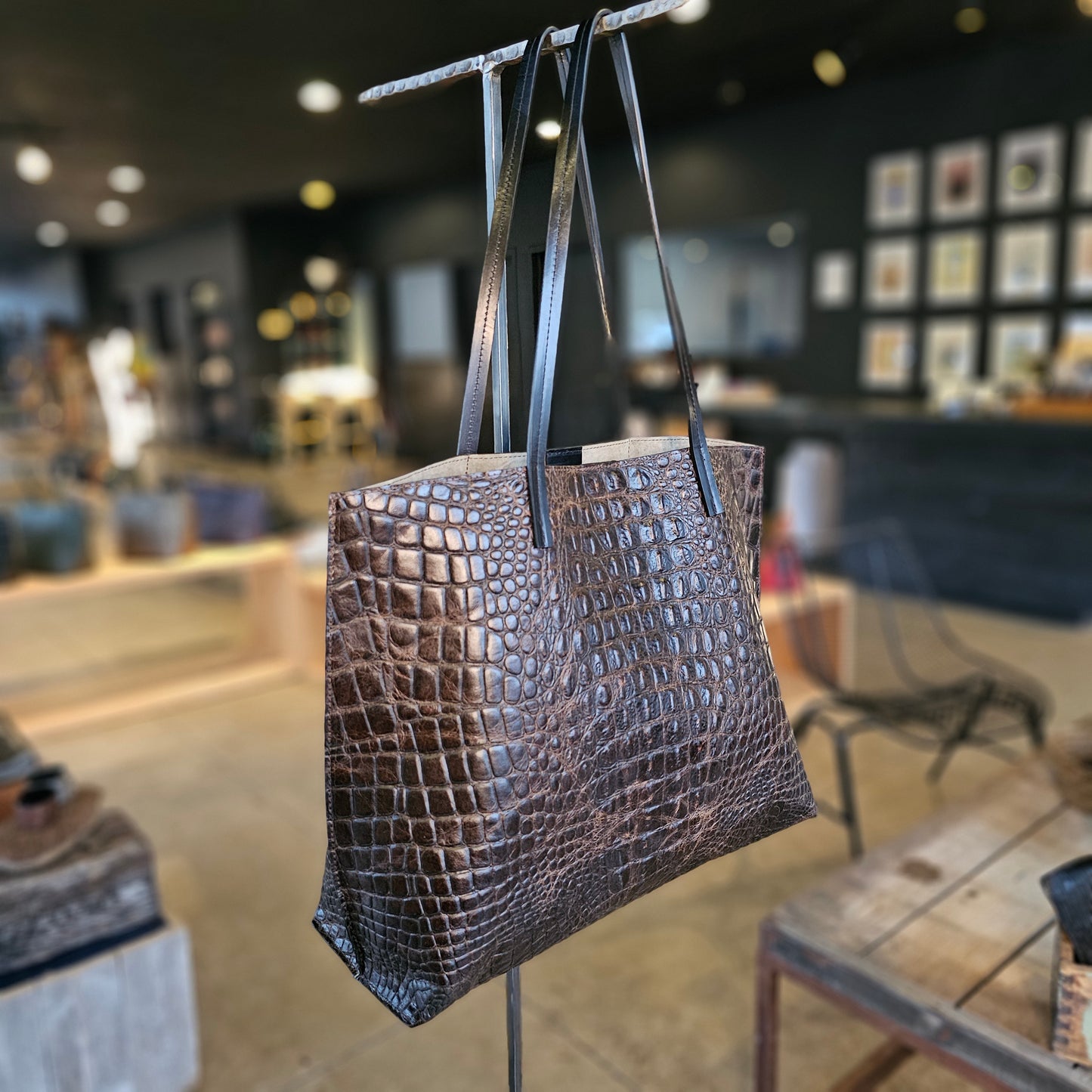 CLASSIC SHOPPER WALNUT EMBOSSED CROC