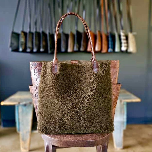 SMALL SLOUCHY POCKET TOTE BROWN FLORENTINE WITH OLIVE CURLY SHEARLING PANEL