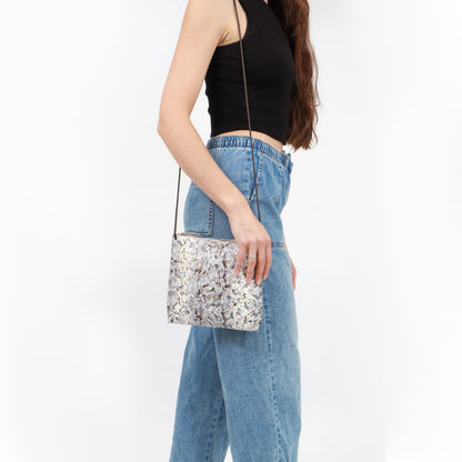 STRAPPY POUCH BUFF SUEDED CROCO