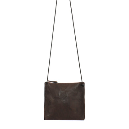STRAPPY POUCH CAROB RUMPLED SHEEPSKIN
