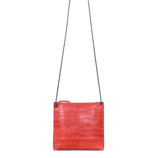 STRAPPY POUCH CINNIBAR EEL