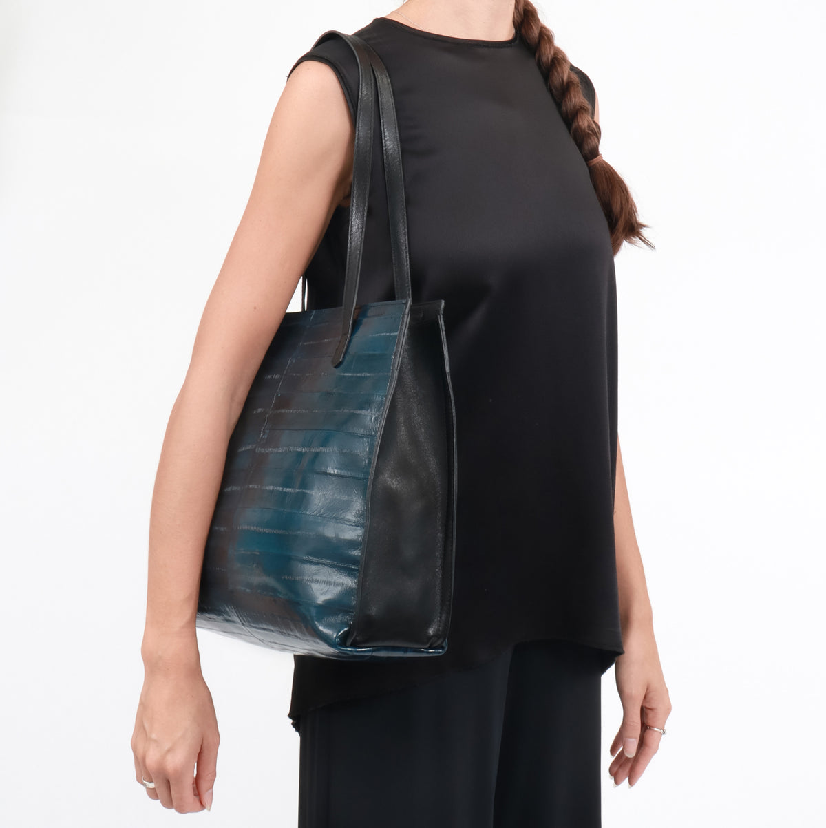 VERTICAL ZIP TOTE OLIVE SUEDE