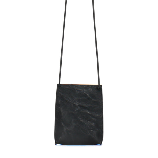 CELL POUCH BLACK RUMPLED SHEEPSKIN