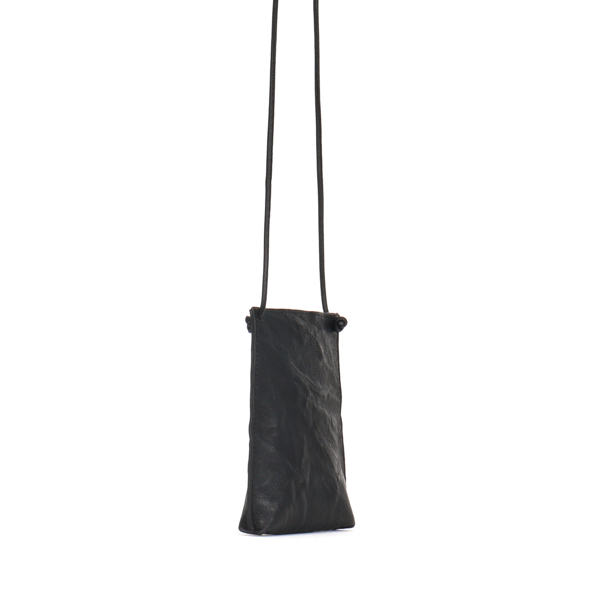 CELL POUCH BLACK RUMPLED SHEEPSKIN