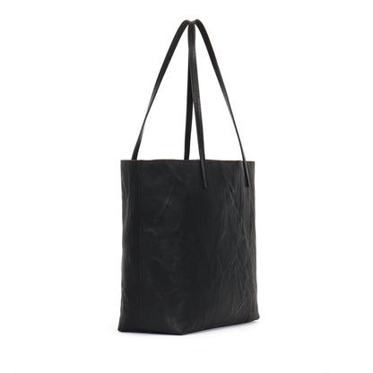 ESSENTIAL TOTE BLACK RUMPLED SHEEPSKIN