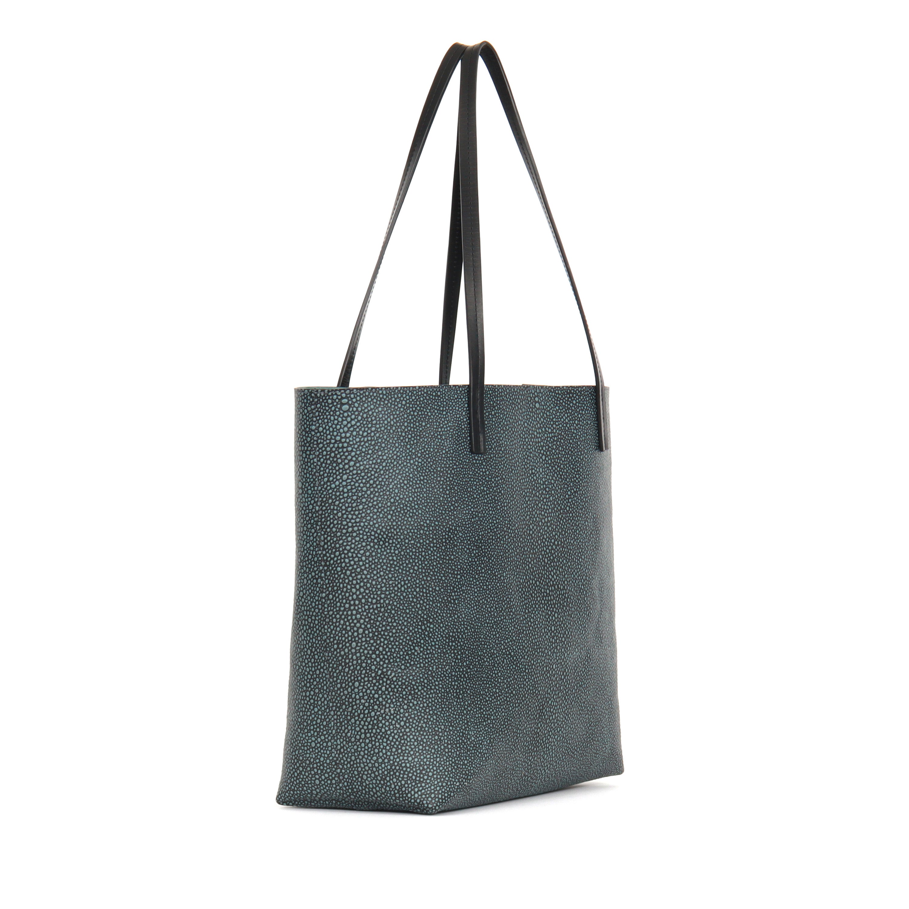 ESSENTIAL TOTES – B.MAY