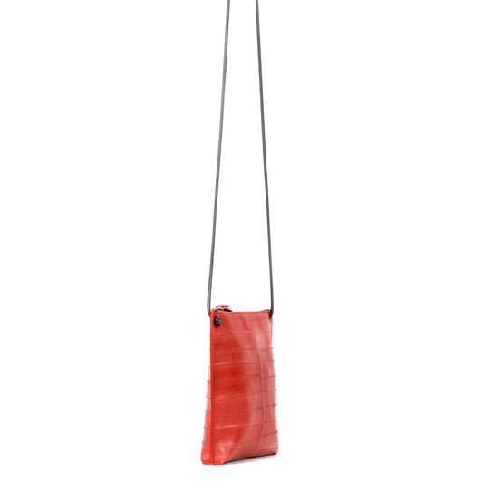 STRAPPY POUCH CINNIBAR EEL