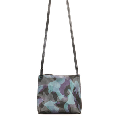 LARGE STRAPPY POUCH BLUE CAMO