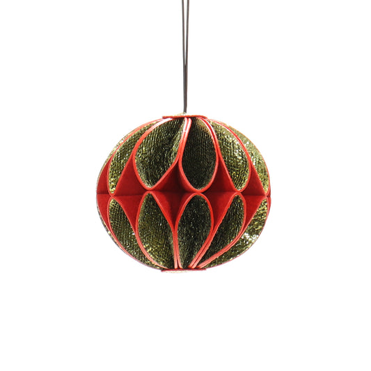 LEATHER ORNAMENT PERIDOT WITH RED SUEDE